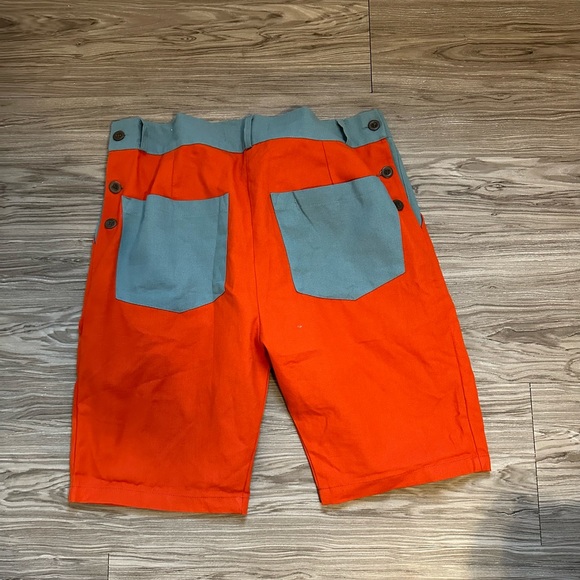 Statement Shorts - Picture 4 of 4